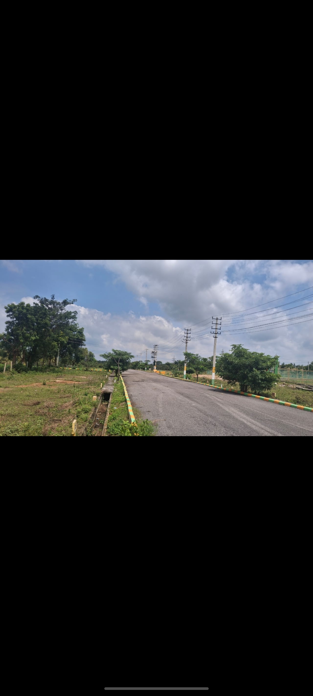 Plot For Sale in Pk Iam Selling My Propert