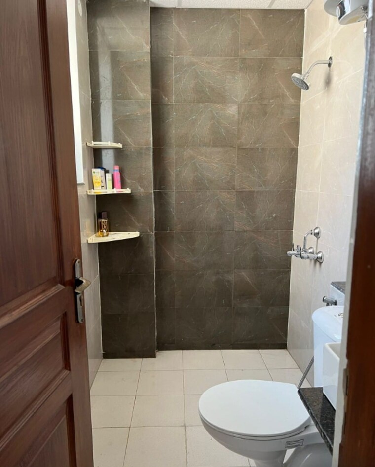Bathroom, sushma-grande-nxt 1 Bedroom 700 Sq.Ft. Apartment In Lohgarh Zirakpur 9384668