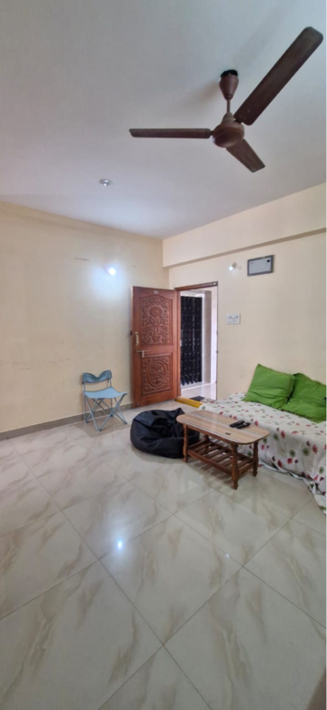 Living Room in 2 BHK Builder Floor at Kondapur – for Rent