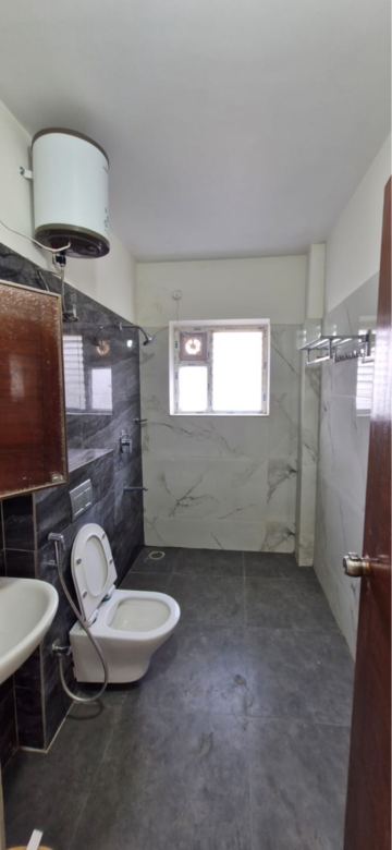 Bathroom in 4 BHK Builder Floor at Kondapur – for Rent