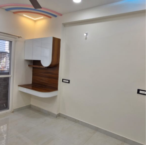 Room in 3 BHK Builder Floor at Kondapur – for Rent
