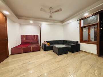 Living Room in 2 BHK Builder Floor at Saket – for Rent