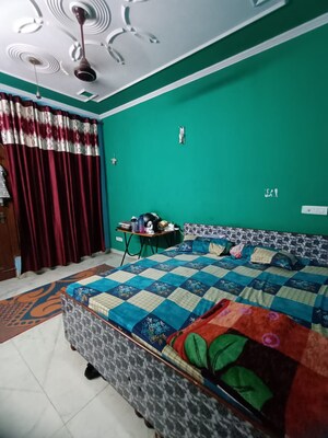 Bedroom in 1 BHK Builder Floor at Sector 55 – for Rent