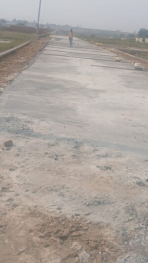  Plot For Sale in Amar Shaheed Path