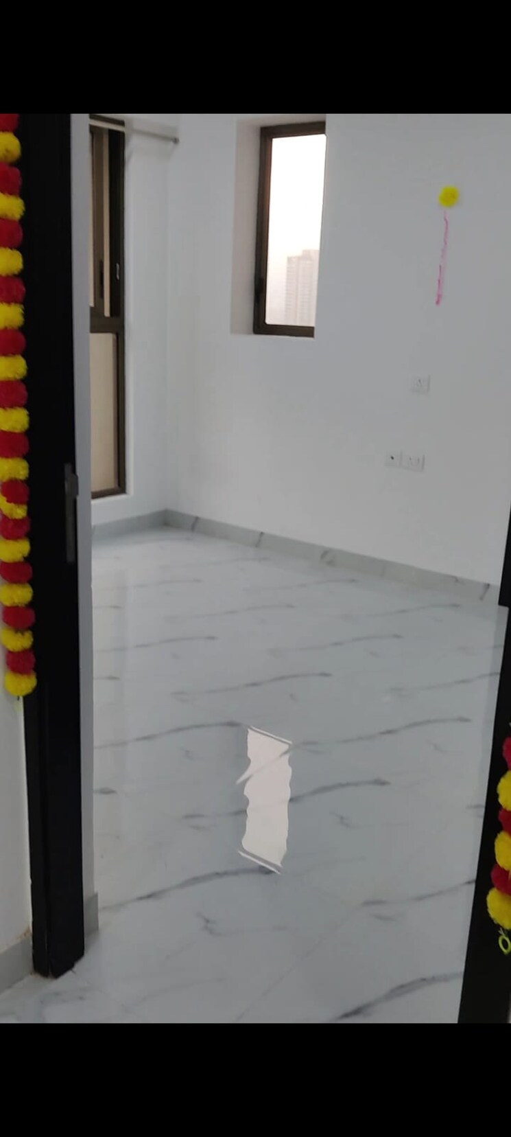 Bathroom, raymond-ten-x-habitat 1 Bedroom 418 Sq.Ft. Apartment In Pokhran Road No Two Thane 9384767