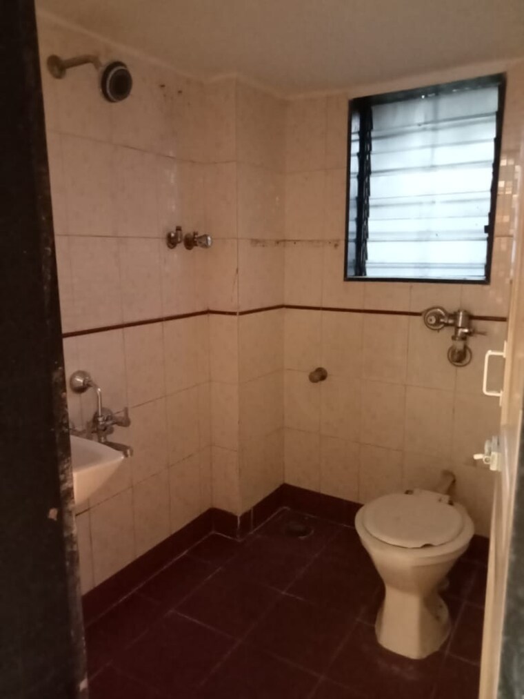 Bathroom, emgee-greens 2 Bedroom 1050 Sq.Ft. Apartment In Wadala Mumbai 9384858