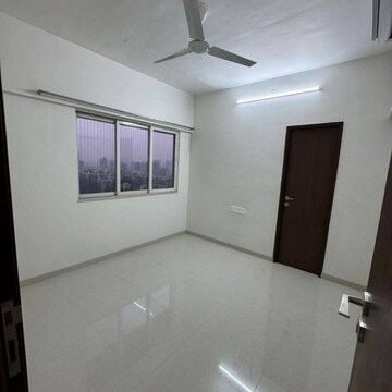 Room in 2 BHK Apartment at Jamuna CHS Malad East, Triveni Nagar – for Rent