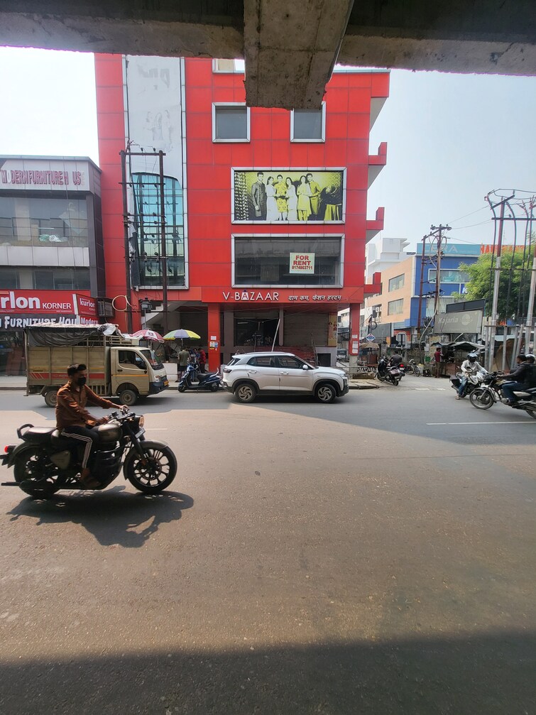 Cover Image, kalyanpur east Commercial Showroom 7000 Sq.Ft. In Kalyanpur East Lucknow 9384861