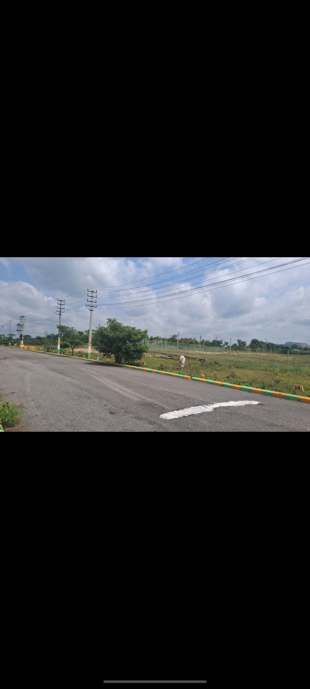 Plot For Sale in Pk Iam Selling My Propert