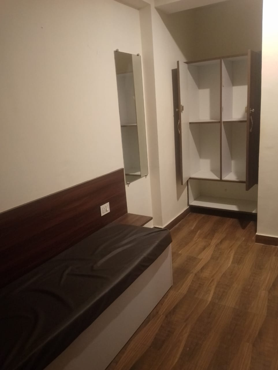 1 BHK + Pooja Room Builder Floor For Rent in Sector 51