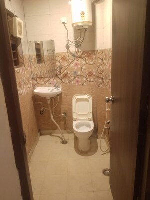 Bathroom in 1 BHK Builder Floor at Sector 51 – for Rent