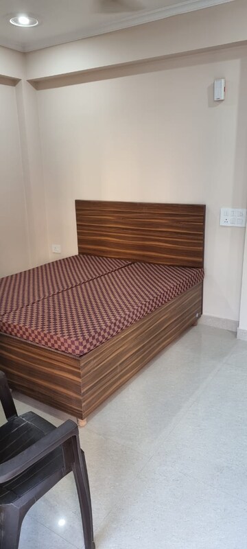 Bedroom in 1 BHK Builder Floor at Sector 51 – for Rent