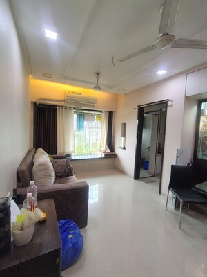 Furnished Amenities in 1 BHK Apartment at Dharam Palace, Borivali East – for Rent
