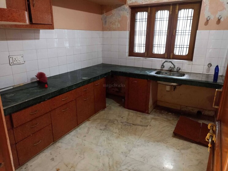 Kitchen, gomti nagar 2 Bedroom 3600 Sq.Ft. Independent House In Gomti Nagar Lucknow 9384898