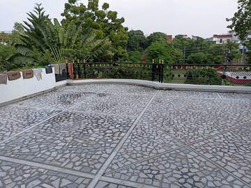 Swimming Pool in 2 BHK Independent House at Gomti Nagar – for Rent