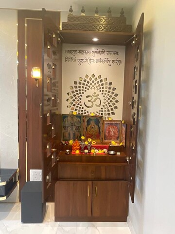 Furnished Amenities in 2 BHK Apartment at Shivtirth Nagar – for Rent