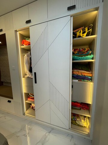 Master Bedroom in 2 BHK Apartment at Shivtirth Nagar – for Rent