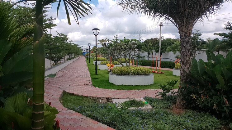 Garden, praneeth-pranav-knightwoods 3 Bedroom 1800 Sq.Ft. Villa In Beeramguda Hyderabad 9384927