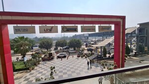  Office Space – Exterior View View at Gaur City Center, Sector 4 Greater Noida - for Rent