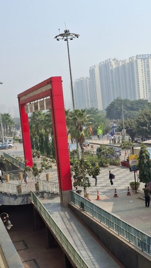  Office Space – Exterior View View at Gaur City Center, Sector 4 Greater Noida - for Rent