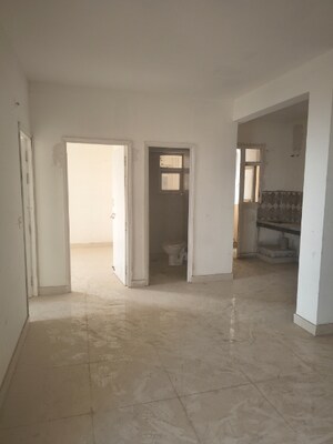 Room in 2 BHK Apartment at Signature The Millennia 3, Sector 37d – for Rent