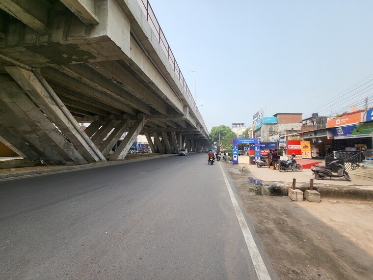 Exterior View, khurram nagar Commercial Showroom 2400 Sq.Ft. In Khurram Nagar Lucknow 9384971