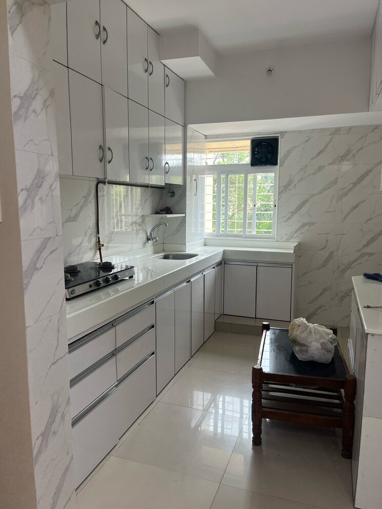 Kitchen, shreeji-vraj-bhoomi 2 Bedroom 650 Sq.Ft. Apartment In Kiran Mill Colony Thane 9385122