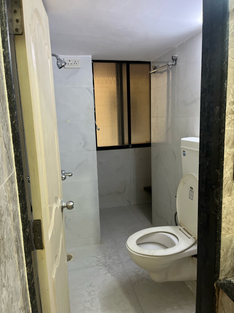 Bathroom, shreeji-vraj-bhoomi 2 Bedroom 650 Sq.Ft. Apartment In Kiran Mill Colony Thane 9385122