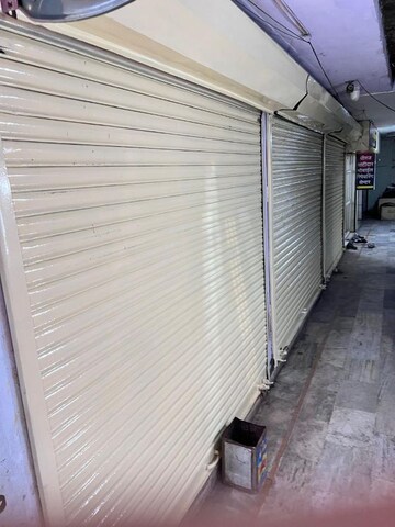 Balcony in  Shop at Indore Gpo – for Rent