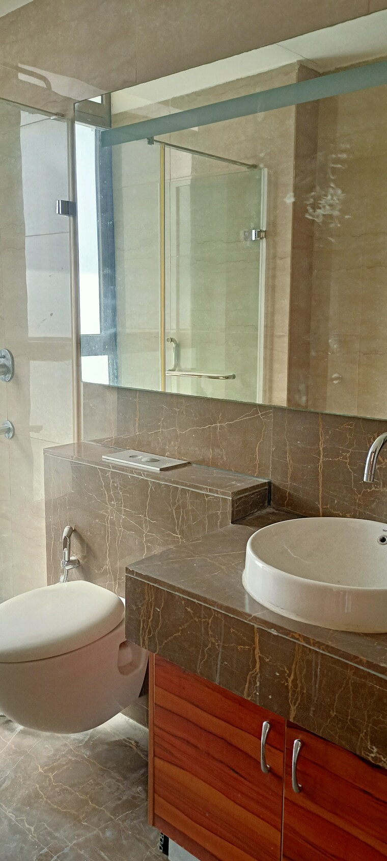 Bathroom, ireo-skyon 3.5 Bedroom 2045 Sq.Ft. Apartment In Sector 60 Gurgaon 9385174