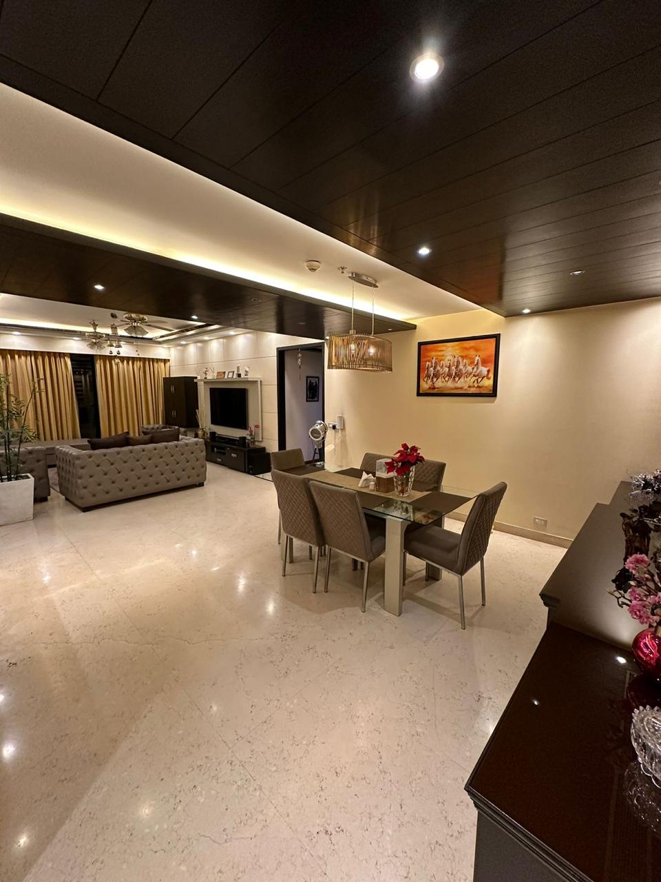 4 BHK + Servant Room Apartment For Rent in Vatika City