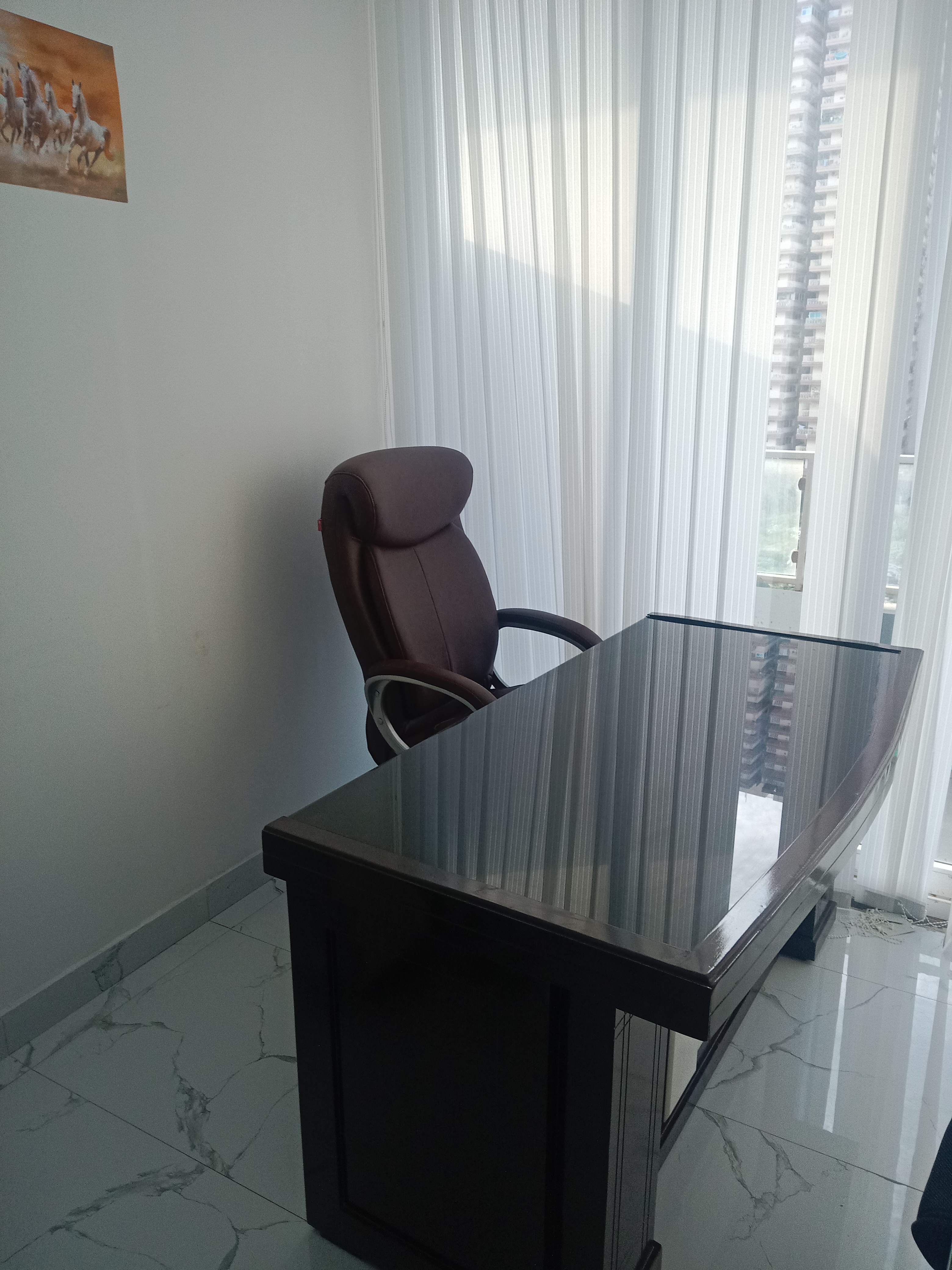 Office Space For Rent in Gaur City Center