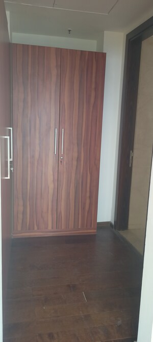 Room in 3.5 BHK Apartment at M3M Golf Estate, Sector 65 – for Sale