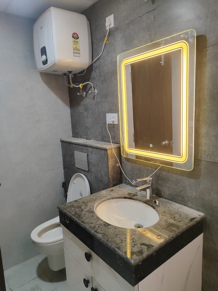Bathroom, hero-homes-gurgaon 3 Bedroom 1689 Sq.Ft. Apartment In Sector 104 Gurgaon 9385219