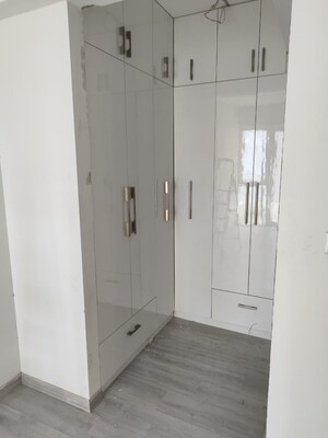 Furnished Amenities in 3 BHK Apartment at Hero Homes Gurgaon, Sector 104 – for Rent