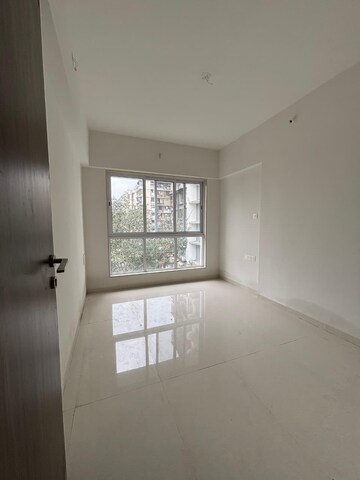 2 BHK Apartment For Sale in Borivali East