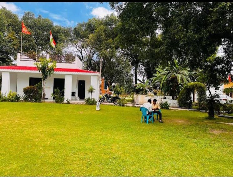 Garden, sohna road Commercial Land 1210 Sq.Yd. In Sohna Road Gurgaon 9385242