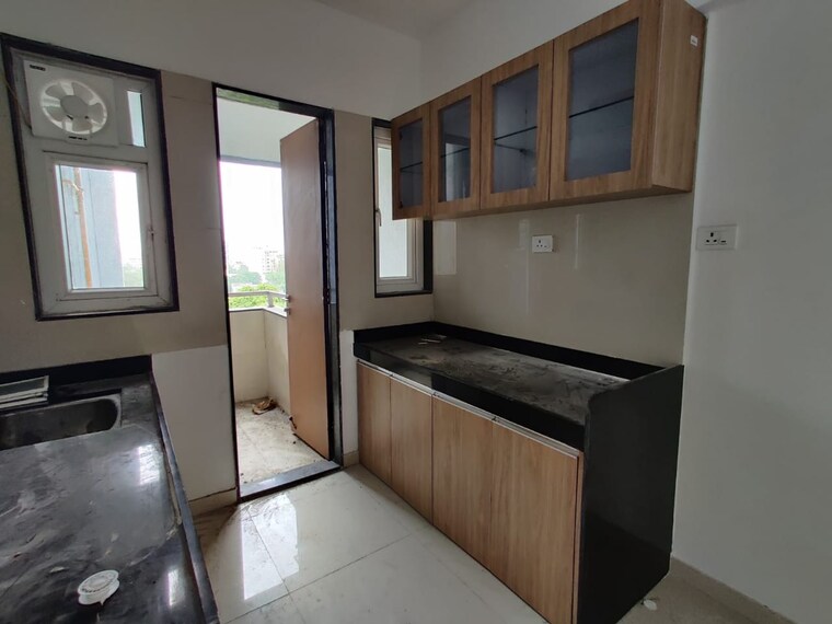 Kitchen, pethkar-samrajya 3 Bedroom 1500 Sq.Ft. Apartment In Kothrud Pune 9385281