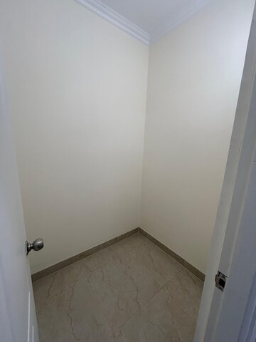 Room in 3 BHK Apartment at Shree Vardhman Victoria, Sector 70 – for Sale