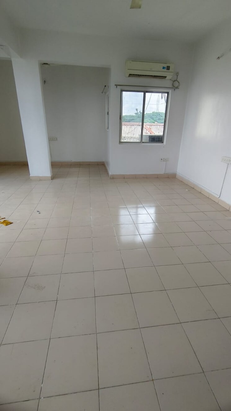 Living Room, moghul-garden 2 Bedroom 2000 Sq.Ft. Apartment In Koregaon Pune 9385334