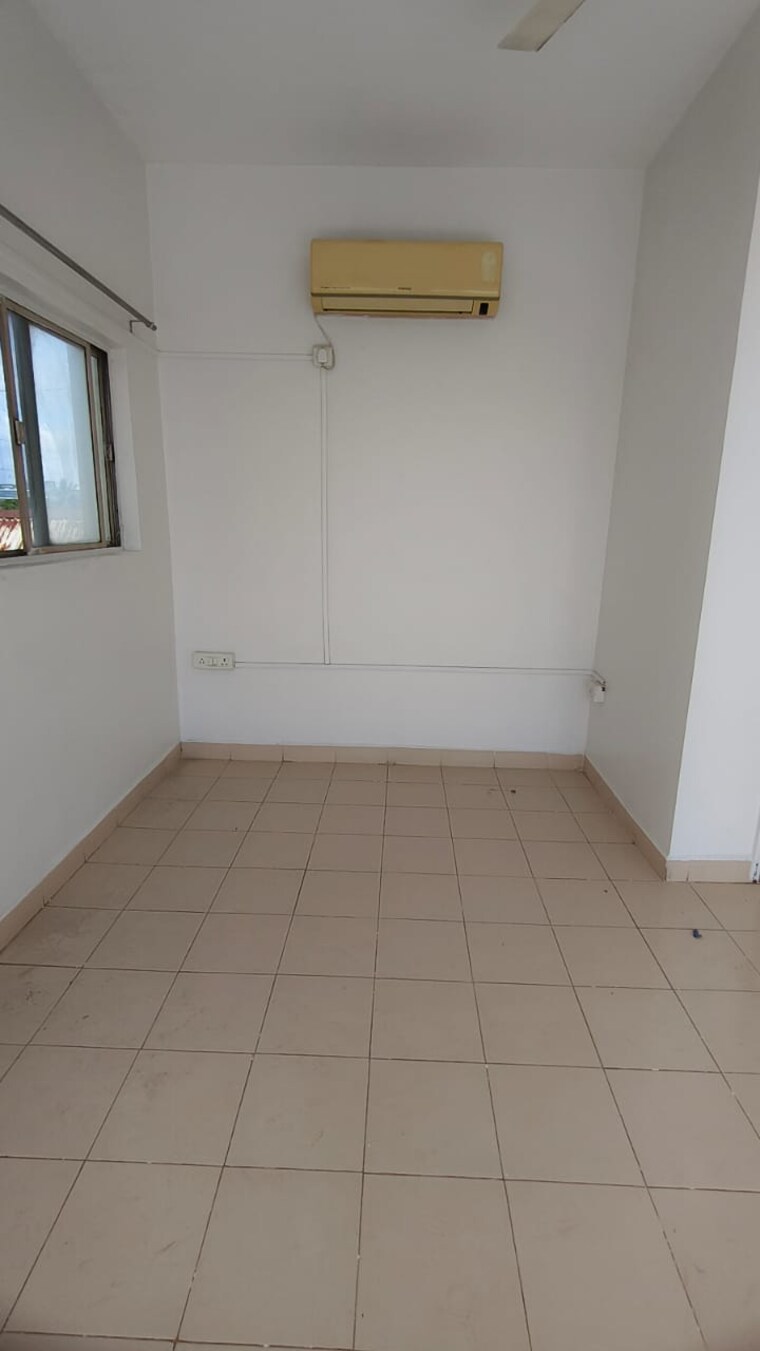 Living Room, moghul-garden 2 Bedroom 2000 Sq.Ft. Apartment In Koregaon Pune 9385334