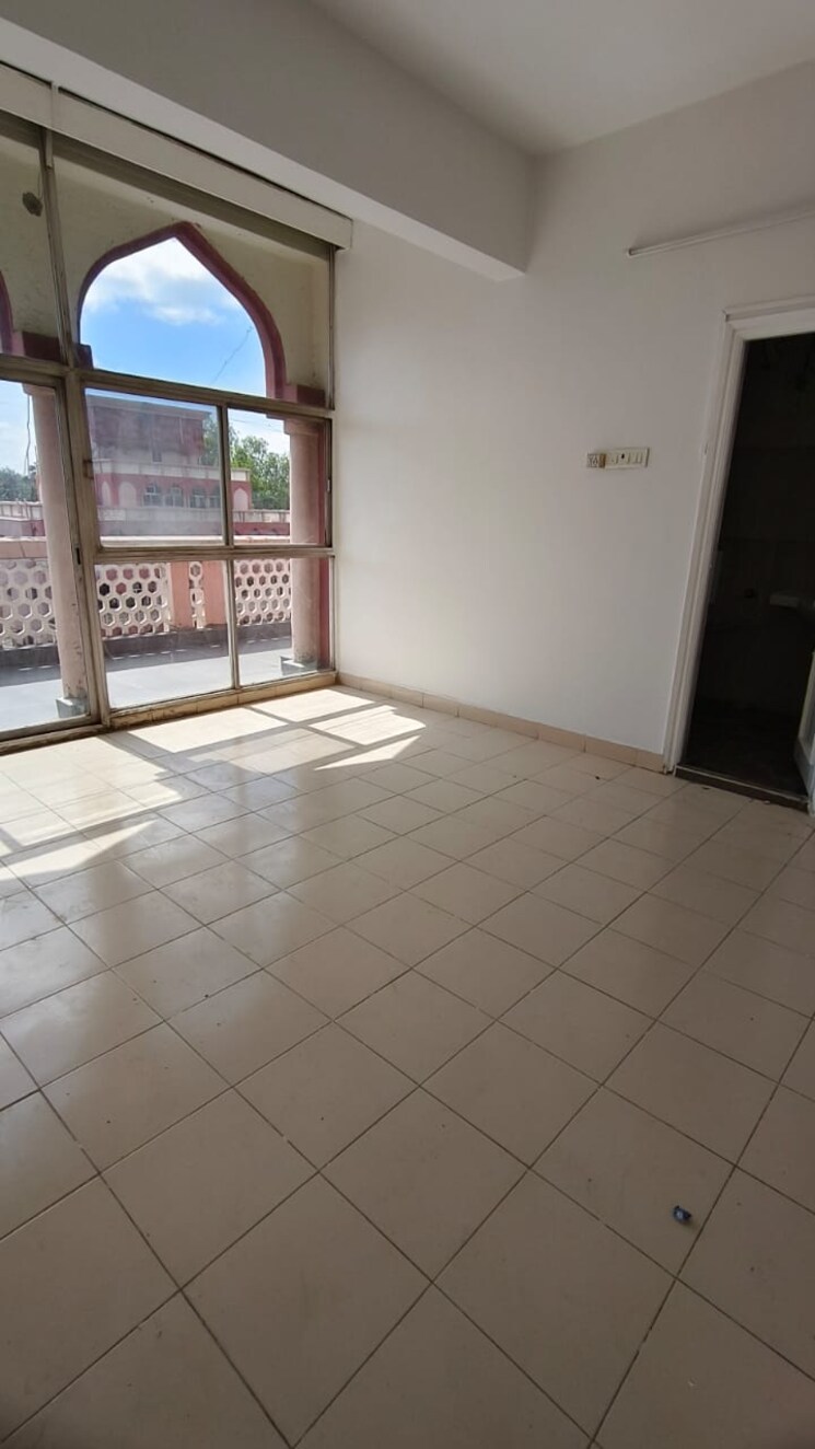 Bedroom, moghul-garden 2 Bedroom 2000 Sq.Ft. Apartment In Koregaon Pune 9385334