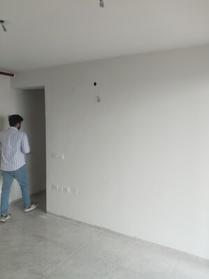 Room in 3 BHK Apartment at Adore Happy Homes, Sector 86 – for Sale