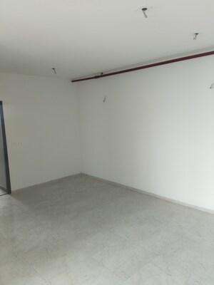 Room in 3 BHK Apartment at Adore Happy Homes, Sector 86 – for Sale