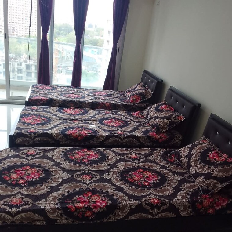 Bedroom, powai Pg For Boys & Girls In Powai 9385346