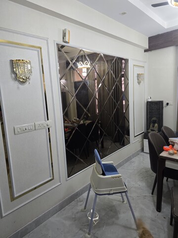 Team Area in 3 BHK Apartment at Parsvnath Green Ville, Sector 48 – for Sale