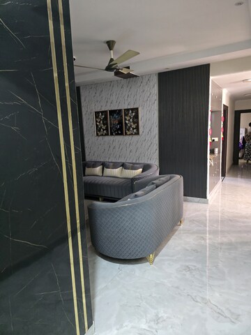 Bathroom in 3 BHK Apartment at Parsvnath Green Ville, Sector 48 – for Sale