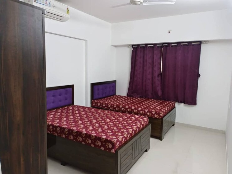 Bedroom, chandivali Pg For Boys & Girls In Chandivali 9385369