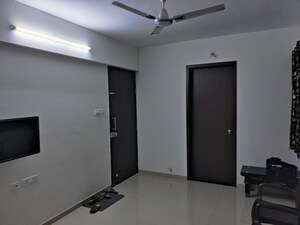Room in 2 BHK Apartment at Jhamtani Ace Aurum, Ravet – for Rent