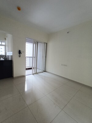 Room in 1 BHK Apartment at Kolte Patil Life Republic R 10, Hinjewadi – for Rent